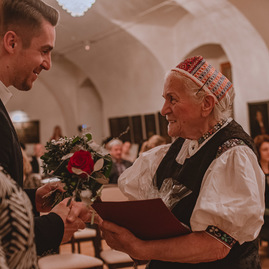 Zväčšiť fotografiu - Múzy ich spojili v dubnickom kaštieli - TSK_POSPB_Múzy nás spájajú_mini-25